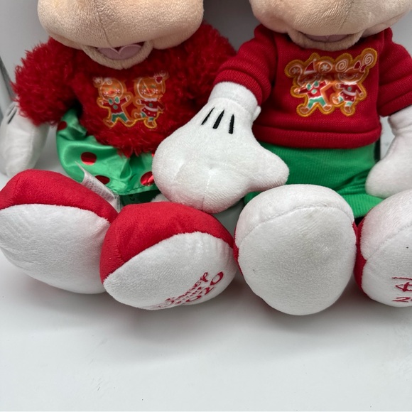 Disney Store 2020 Mickey And Minnie Mouse Holiday Cheer Christmas Med Plush Set - Picture 3 of 10